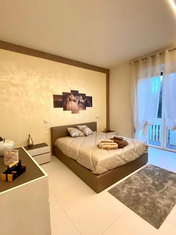 Nuova Residenza Porta Nuova Winehorse Verona 0*,  Italien